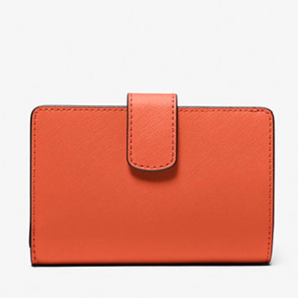 Michael Medium Crossgrain Leather Bifold Wallet
Red Clay 
NWT - Picture 4 of 16